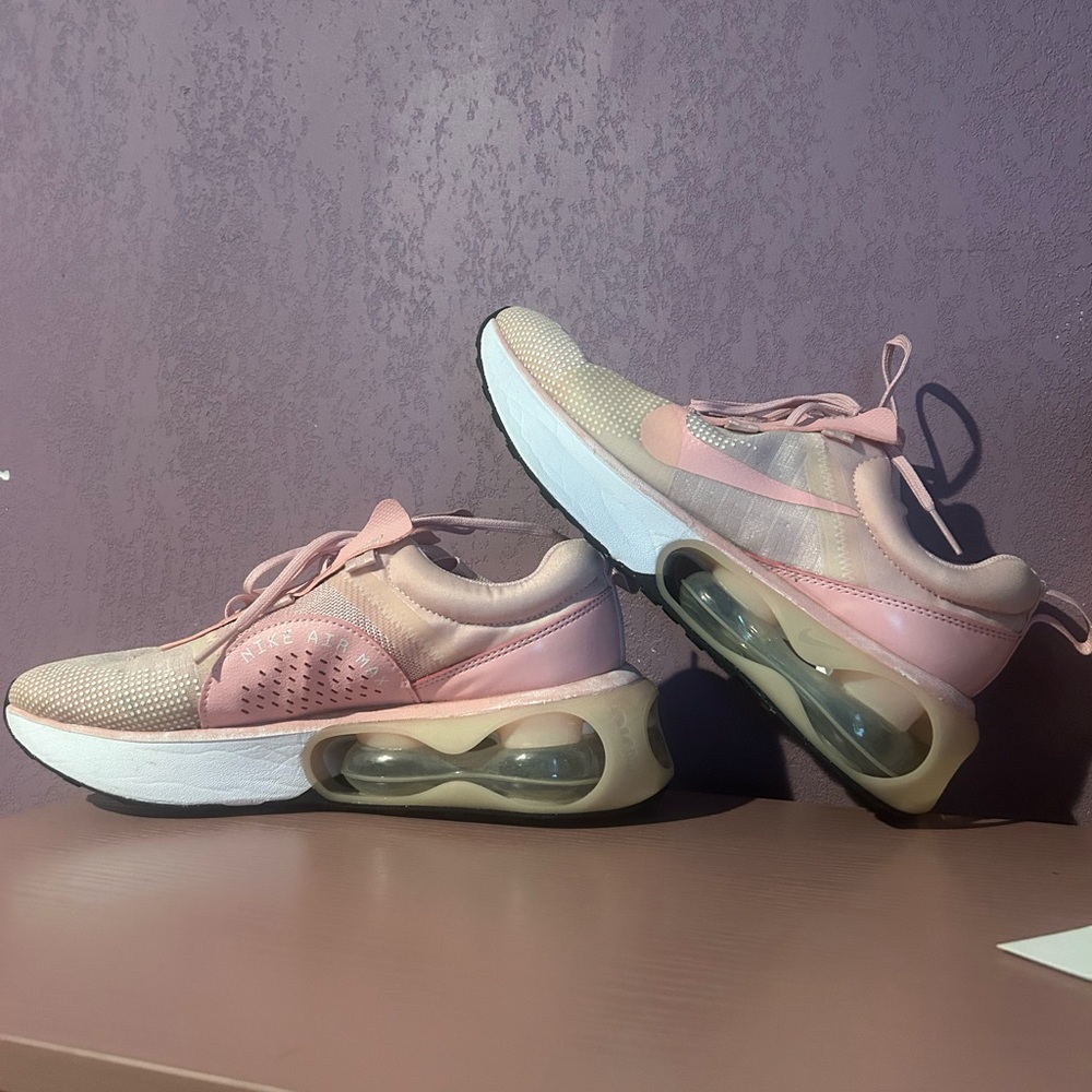 Nike Women's Pink and White Sneakers